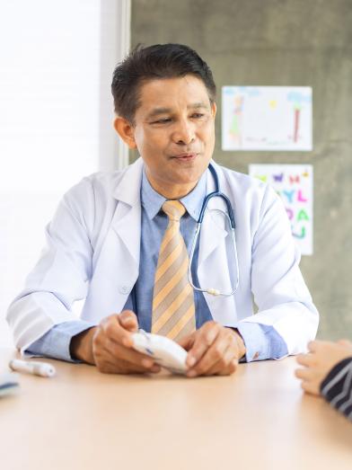 Doctor discussing diabetes with patient