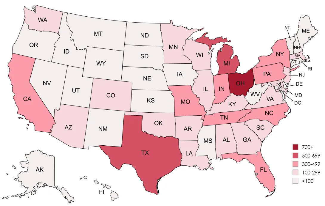 US map with states colored by data ranges showing people who have signed the INSULIN Act petition: light red for 100, dark red for 700+.
